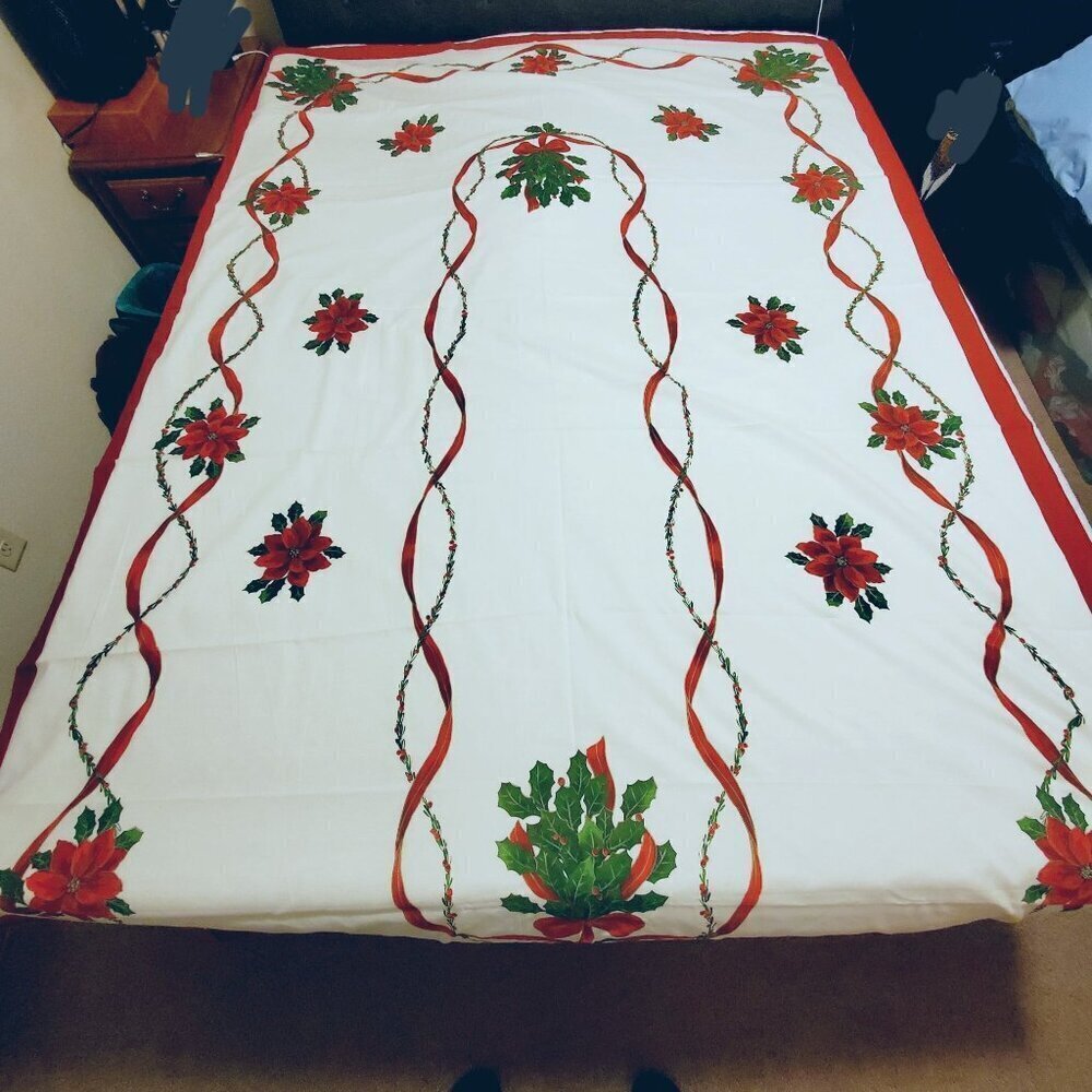 Christmas Holiday Tablecloth With Poinsettia Design 102" X 60" White and Red - Picture 8 of 8